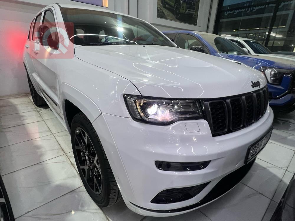 جيب جراند شيروكي